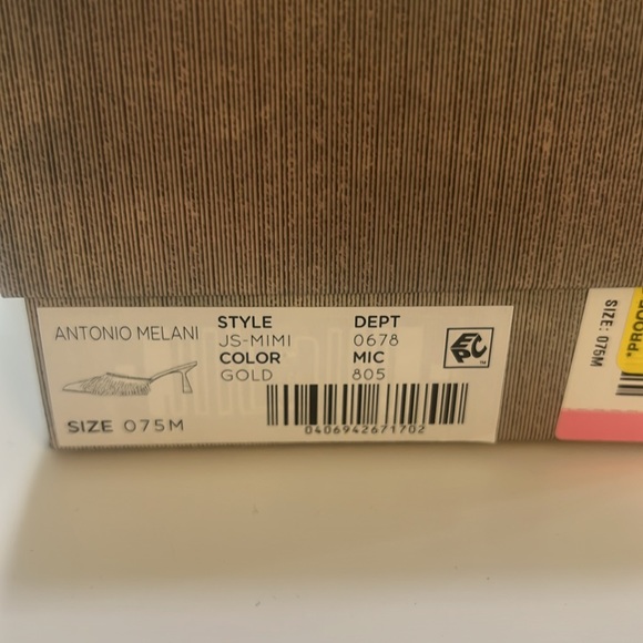 Gold kitten heels - Picture 4 of 4